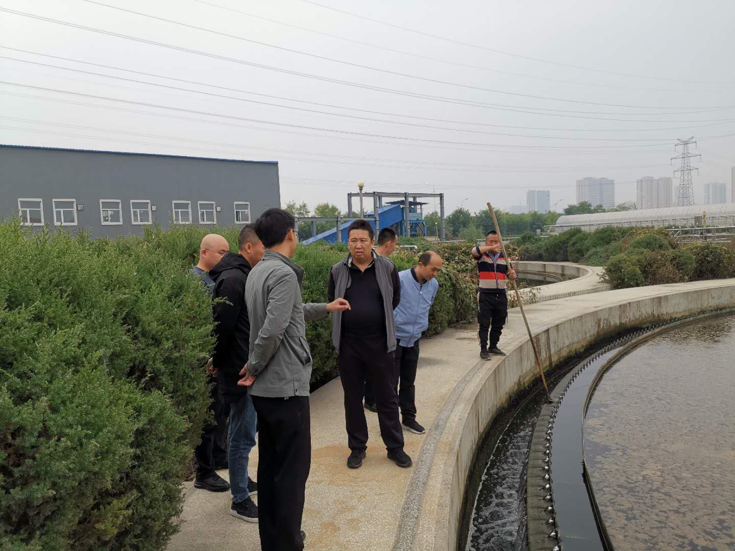 公司總經理王建人在供水、污水生產一線開展風險隱患排查 (2).jpg